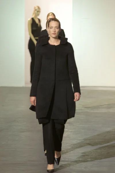 Look 27